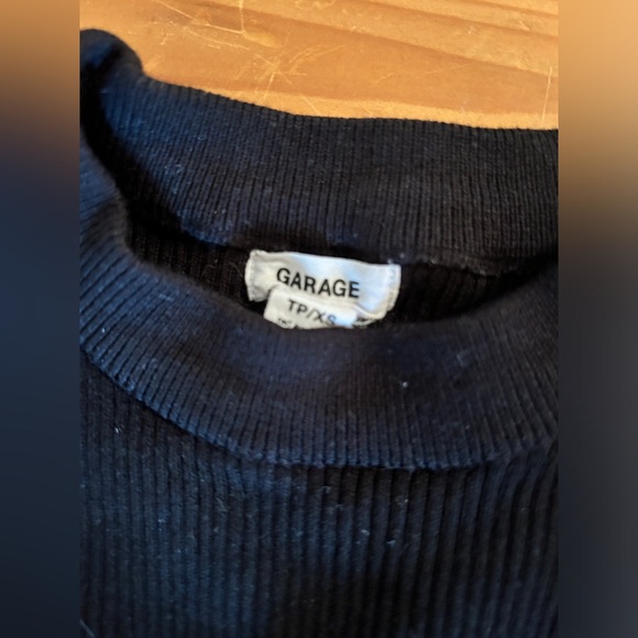 Black knit long sleeve - Picture 2 of 2